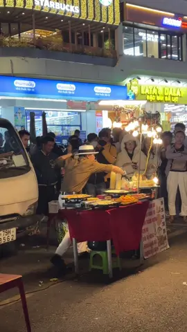 Có thể là cười đến chếchhh 🤣🤣 #chodemdalat #dalat #fyp 