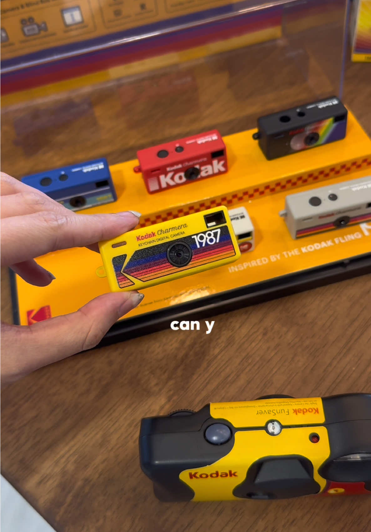 Unboxing the cutest Kodak mini keychain camera 📸 #KodakCharmera  Can’t believe this tiny thing actually works 👀✨ Watch until end to see the outcome of the photos and videos! #blindbox #kodak #charmera #kodakcharmera 