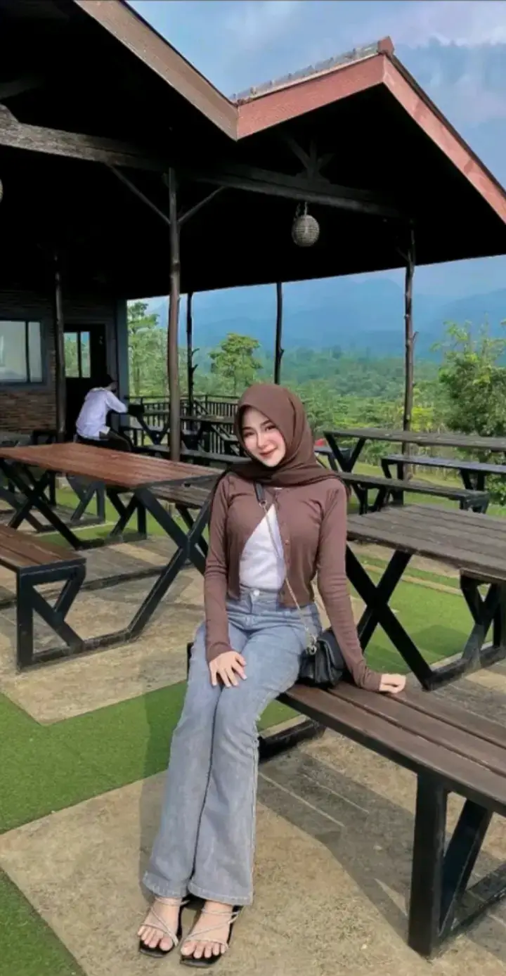 #ootdhijab #outfit buat main 🛍 #rekomendasioutfit 