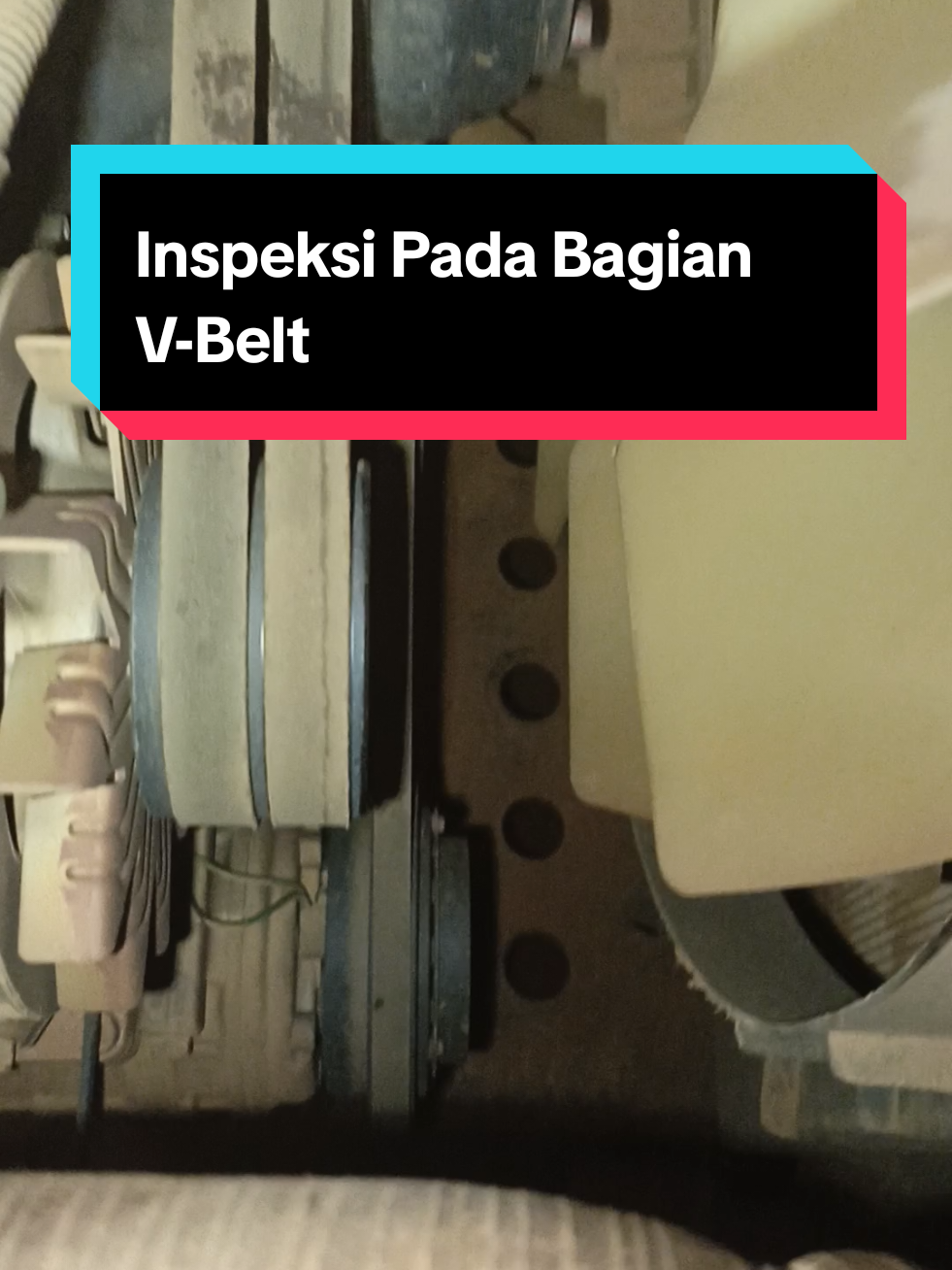 3 Hal Penting Pada Saat Inspeksi V-Belt Engine #edukasi  #tambangbatubara #hino500 #truck #mekanik 