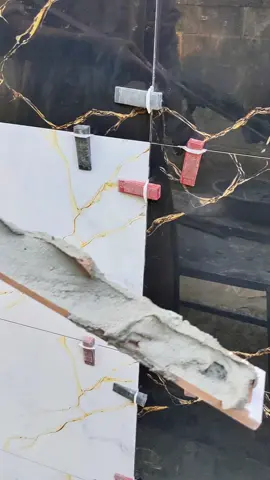 Tile main golden steel Patti lagane ka tareka 👍❤️❤️❤️❤️❤️ tile work #LIVEIncentiveProgram #LIVEStory #PaidPartnership 