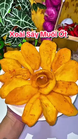#VoiceEffects Xoài Sấy Dẻo Muối Ớt #chithichnaunuong #ancungtiktok #food #xoaisaydeo 