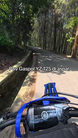 POV gaspol YZ 125 Di aspal #yz125x #yz #yz125💙 #supermoto #offroad 