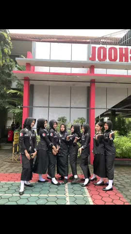 #smkbisa 