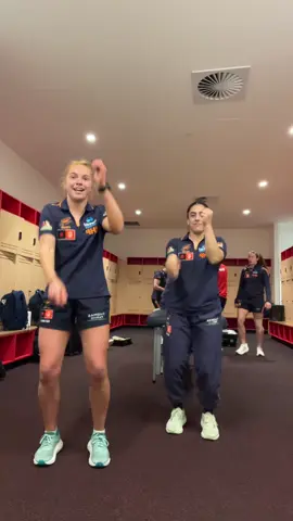 keep the money flipping, it’s all i knowwwwww                                        #aflw #untamed #dance #crom 