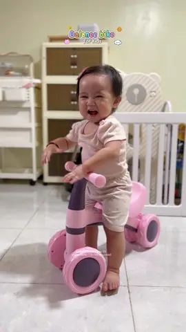 Balance bike for kids 🚴💗 #balancebike #balancebikeforkids #bikeforkids #babytoys #toddlersoftiktok 