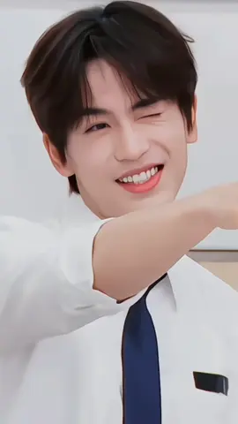 wink 😘😉 meleleh aku bang 🫠🫠 #zhanglinghe 