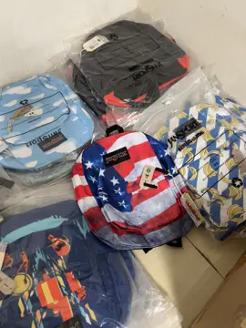Gass noh stok banyak!! #fyppppppppppppppppppppppp #converse #jansport #masukberandafyp #fypage 