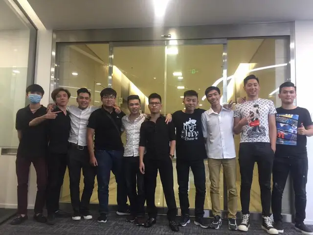 Khả năng XB và LuvC đang đi học phải ghé vô Garena đánh giải anh em ạ :)))) #lienquanmobile #lienquanmobile_garena 