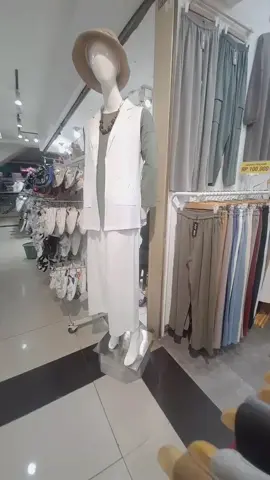 #girls #outfit #explore #fypage #kaosoversize 