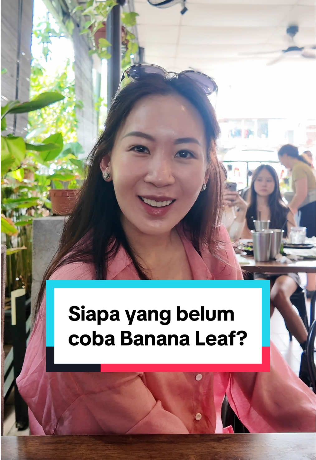 Salah satu alasan yang buat aku nyaman tinggal di Malaysia yaitu MAKAN 🤪👆  #cicimalay #bananaleaf #malaysiamysecondhome #kualalumpur #MalaysianFood 
