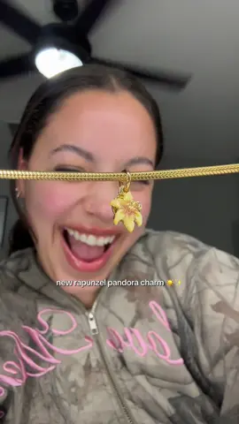 I’m so happy that @Pandora made rapunzel/tangled inspired charms ☀️✨  now I need the pascal charm next 🤭 #pandora #tangled #rapunzel #pandoracharms #disneycharms 