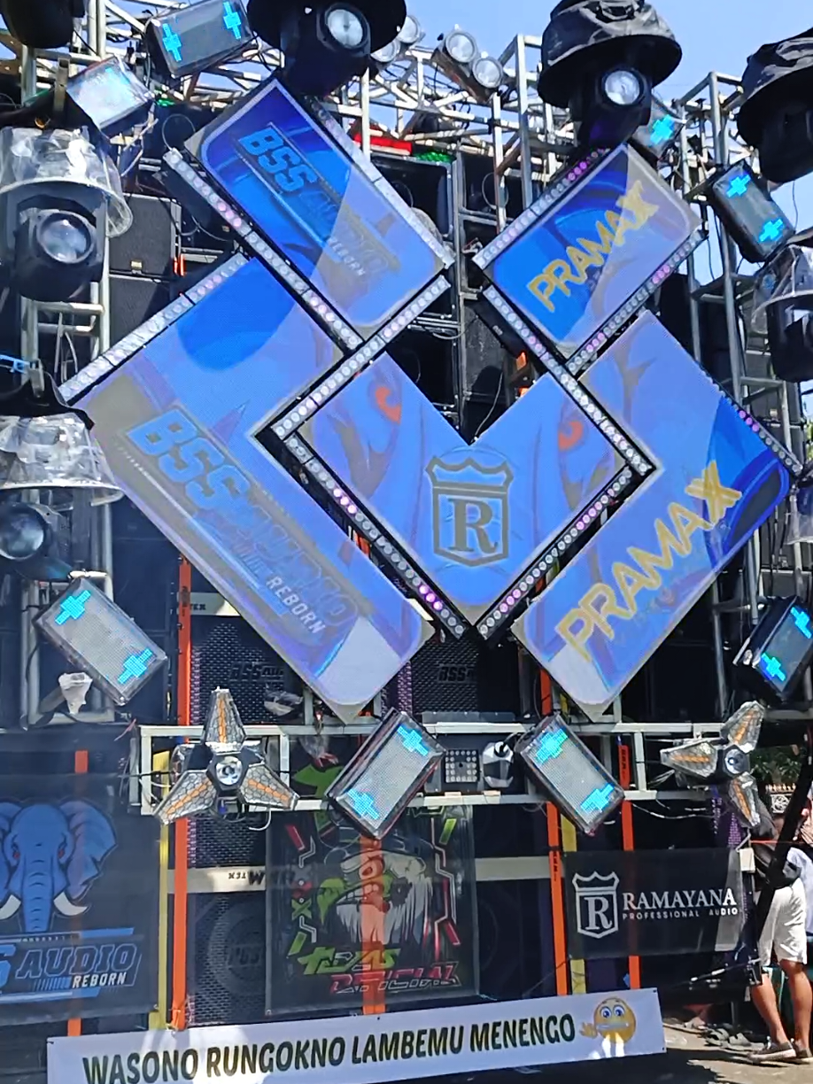 BSS AUDIO FEATURING RAMAYANA AUDIO // KARNAVAL SUMBERMULYO 2025 #ramayanasoundsystem #karnavalsumbermulyo2025 #soundkarnavalindonesia #BSSAUDIO #soundhoreg @bssaudioreborn_real @ramayanamusic 