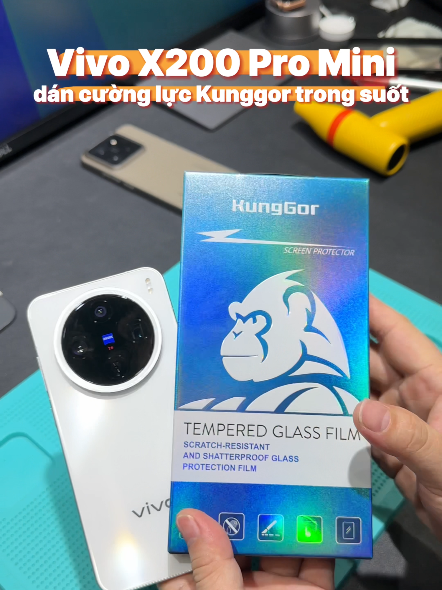 Dán cường lực Vivo X200 Pro mini, cường lực KungGor trong suốt ko viền đen, ko bị che lên màn hình, xài được mở khóa vân tay #vivox200promini #x200promini #kunggor