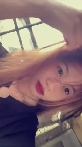 Đẹp hay ko đẹp thì đời nó vẫn vả cho mấy cái thoi 😌 #xhuonggggg🐰 #ling #xh #jet 