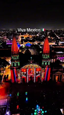 Viva Mexico 🇲🇽 #15deseptiembre #mexico🇲🇽 #idenpendeciamexicana  #raza #mimexico 