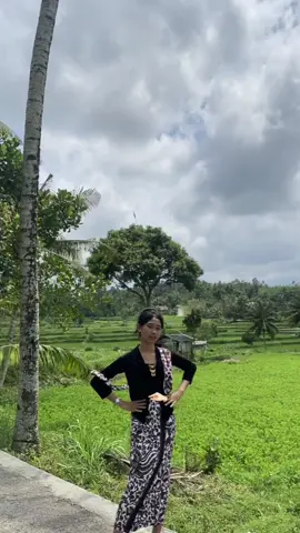 #foryoupage #4u #cewelombok #lomboktiktok 