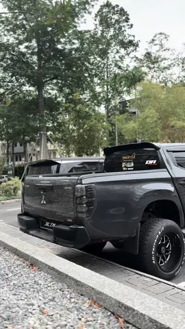 Bawa cecek jalang2 z🤣💨💨💨 #piupiu #triton #turbo #borneo 