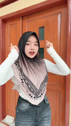 bergo motif pita Ria Ricis selucu ini🔥🫰🏻 #hijabviral #riaricis #hijabmotif #bergojersey #fypage 
