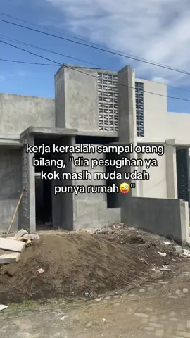 terserah apa kata orang deh, yang penting udaah punya rumah😋 #rumahmurahmalang #propertimalang #grandatikaresidence #rumahminimalis #rumahaesthetic  