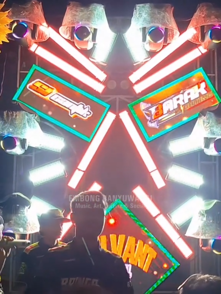 Tampil Mening Si Cantik Audio x Barak Lighting feat. Pemuda Bringas Sekawan di Karnaval Desa Pucangsari Kec. Purwodadi Pasuruan 2025 #sound #ceksound #soundsistem #horeg #batle @sicantikaudiobanyuwangi @barak_lighting_mlg @pemuda_bringas_sek4wan 