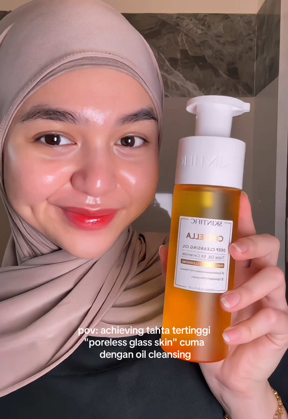 pake fashial wash aja ga cukup!! coba rutin pake ini deh👍🏻