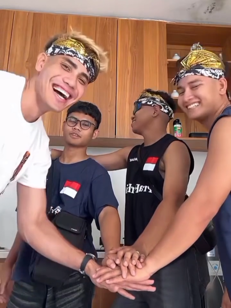 Pake Baju Tung2 Sahur lagi buat nanti live streaming,AK Legacy Tung2 Sahur#aisarkhaledd#aisarsultanmalaysia#viraltiktok#fypシ゚ 