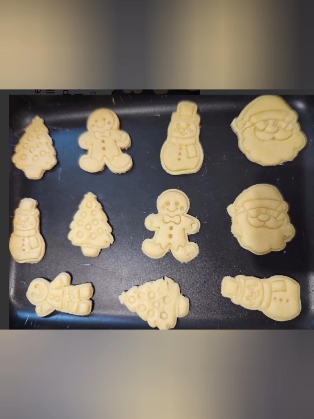 🎄☃️ O Cortador + Marcador de Biscoitos Natalinos é ideal para Biscoitos, Pasta Americana, Massa de Confeitaria e Muito Mais! ✔️Fácil de Usar. ✔️Moldes precisos e Lindos.  ✔️Perfeito para Decorar sua CEIA ou PRESENTEAR.  📍Link você pode copiar e colar 👇 https://s.shopee.com.br/4VTQ5dlh92 #cortadordebiscoito #marcadordebiscoito #natal #receitadenatal #receitanatalina 