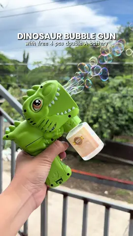 Dinosaur Bubble Gun with free 4 pcs Double A Battery! #bubbletoy #dinosaurbubblemachine #dinosaurbubblegun #dinosaurtoy #toysforkids 