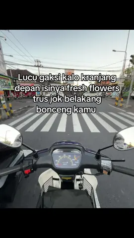 Realitanya isinya jas hujan😌🗿#fypシ゚viral #xcyzba #foryou #astreaseriesbali #fypage #fypvirall #astreaindonesia #kalcerculture #astrea #impresa #grand #foryoupage #astreagrandindonesia #vintage 