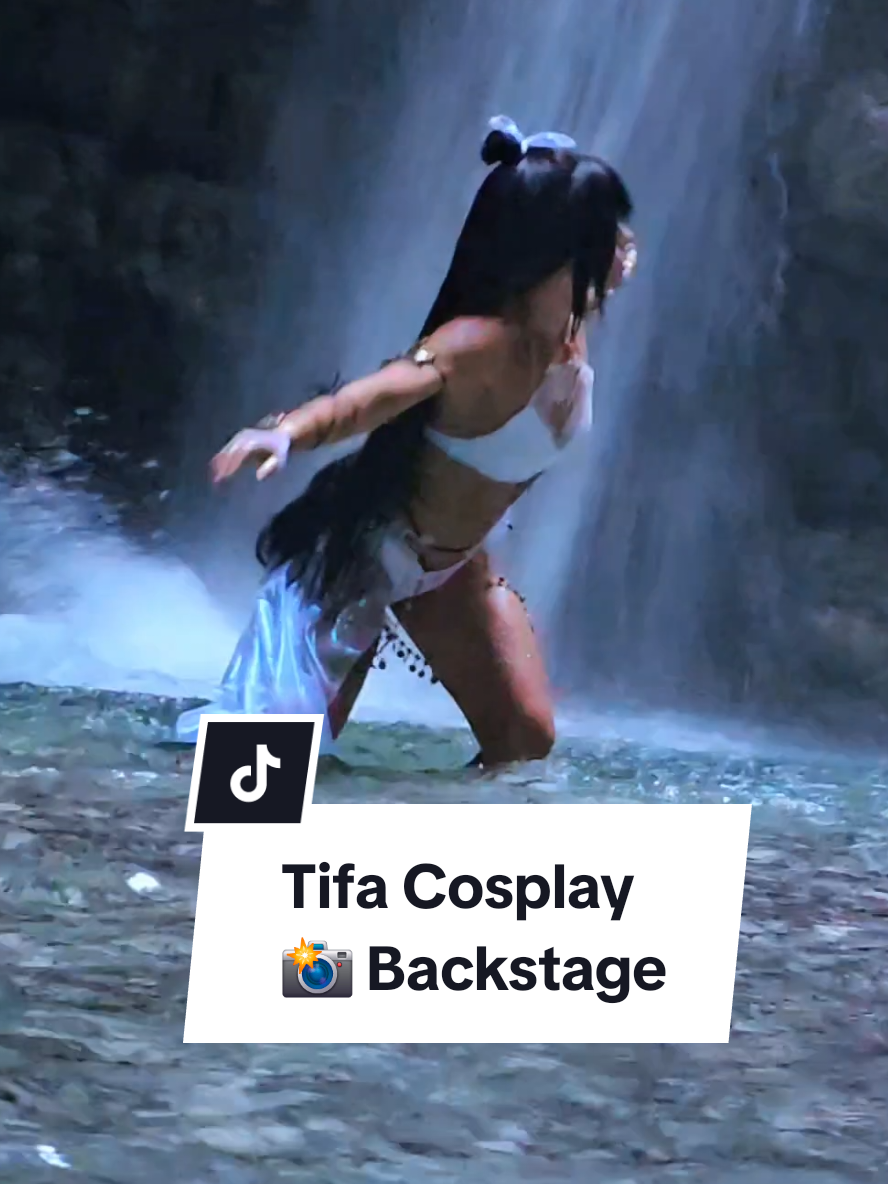 Guess the water temperature during Passion Mermaid Tifa Cosplay photoset 📸 Cosplayer: miciaglo (me!) Photographer: @Roberto 