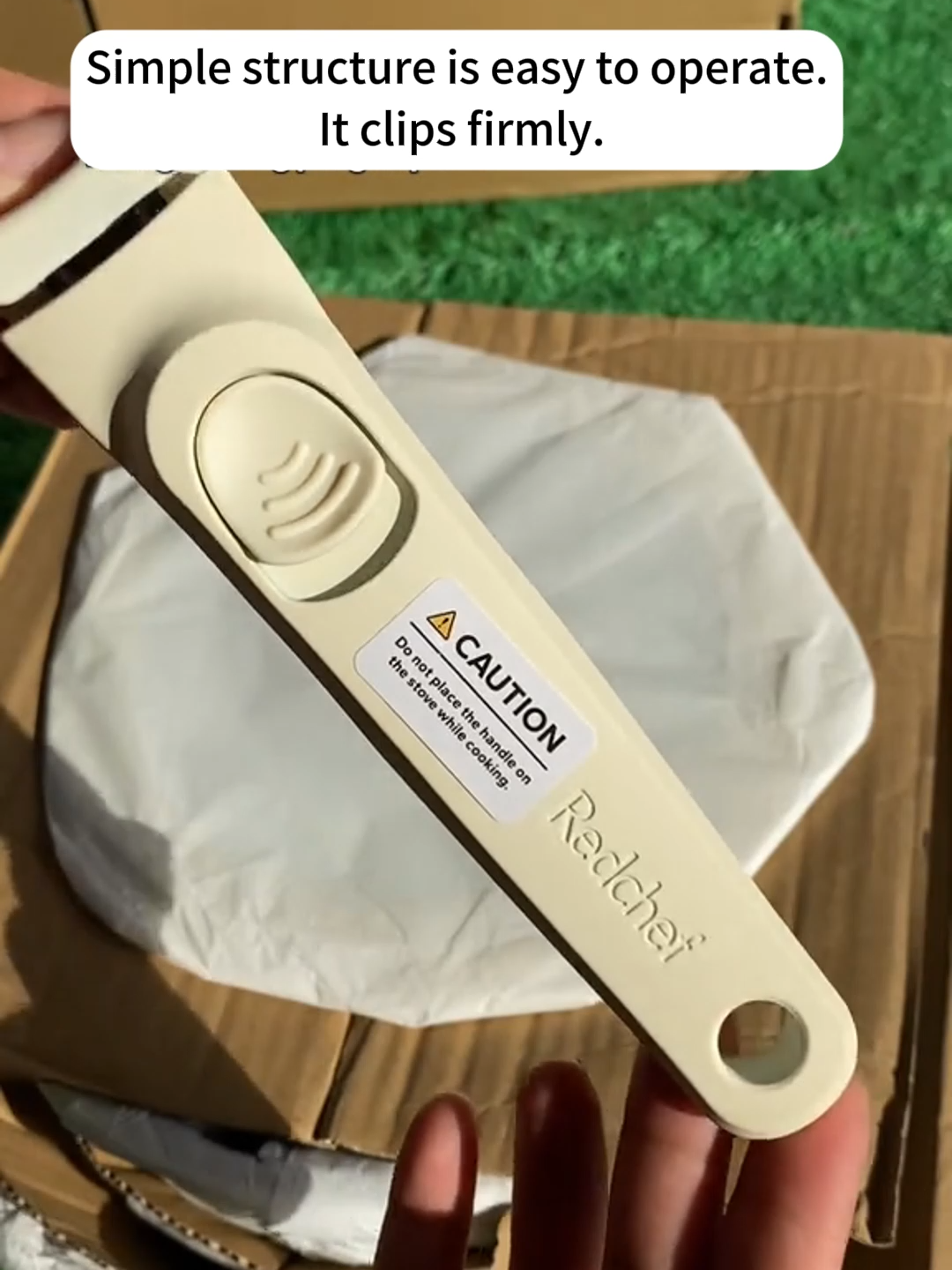 From Simmer to Serve, Redchef’s Detachable Magic Shines Through. – A seamless journey from stove to table. #kitchenware