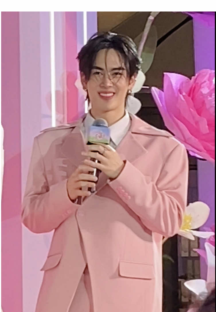 ลูกชายค่ะ…แกเป็นคนชอบเต้น 🤣 #santapp #เพิร์ธแซนต้า #perthsanta 