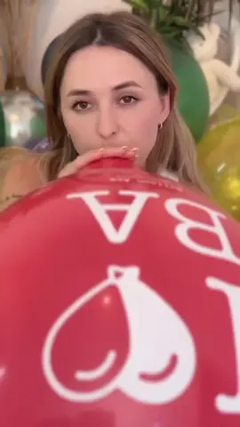 inflating a red balloon ace balloon #balloons #balloontiktok 