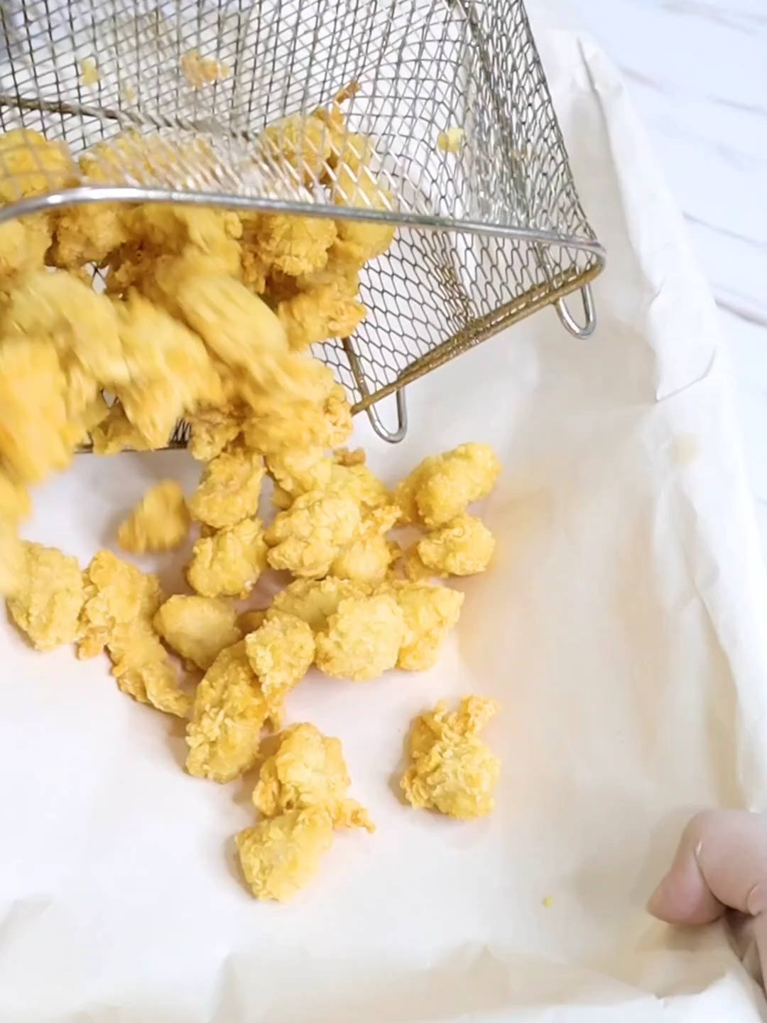 💥 ไก่ป๊อบที่ใครได้กินก็ต้องร้องว้าววว! 🤩 🍗 Chic Choice ไก่ป๊อบ ชิ้นใหญ่ เนื้อแน่น กัดทีฟินเต็มคำ 🤤 #ftfgroupthailand #ไก่ป๊อบ #กรอบ #ของทอด #สินค้าขายดี