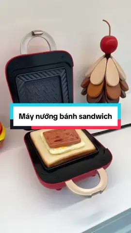 Máy nướng bánh sandwich tiện lợi, nhanh chóng #giadungtienich #giadungthongminh #fyp #maynuongbanhmisandwich #maylambanhsandwich 