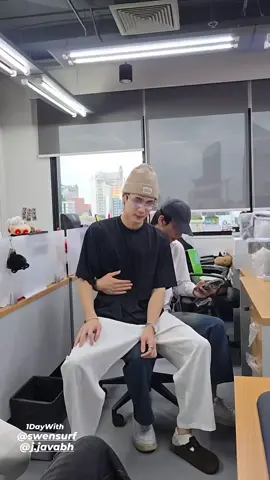 Jiakhhh pake pangkuan lagi kalian #surfjava 