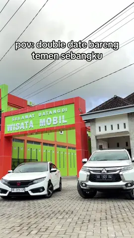tim sekolah duduk barisan belakang ini biasanya @Feraaa K-cunk Motor 