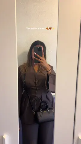 So gorgeous for autumn 😍🤎 @House Of Haniya #houseofhaniya #autumnfashion #autumnoutfits #foryoupage #fashiontiktok 