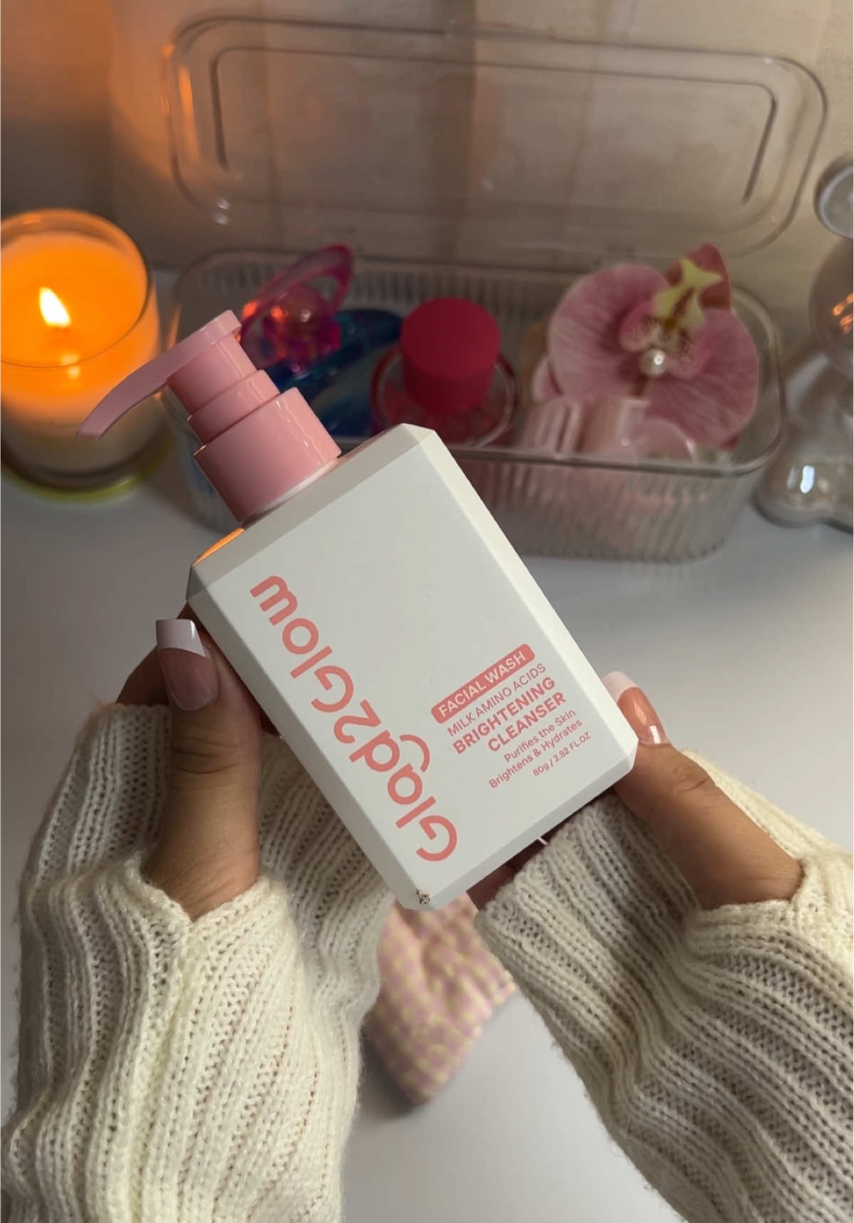 a facial wash that smells like a milk 🫧🧴🛀🏻 #glad2glow #milkcleanser #brighteningcleanser #glad2glowph #cleanser 