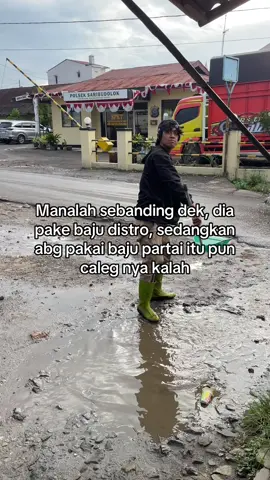 awq ini apalah dek  #cakapmedan #medantiktok #fyp #lagubatak #katakata 