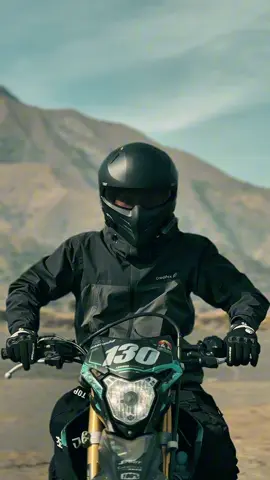 Riding a motorbike in Bromo is really exciting with @Dika Galih #bromo #bromotenggersemeru #trailmotorcross #trailbike 