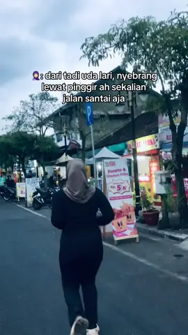 emg niatnya jajan🗿