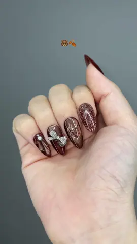 Glitter mahogany 🐻🍂 #fyp #nails #pressonnails #brownmahoganynails #mahoganynails 