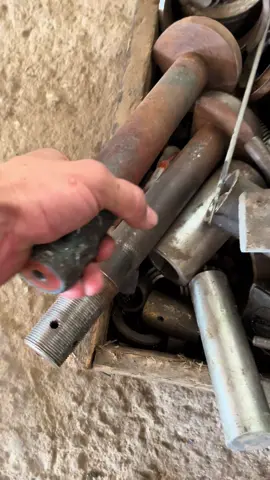 FABRICANDO ROSCA NOVA #usinagem #machining #welding #mecanico #gambiarra    ​ ​ ​ ​  ​ ​ 