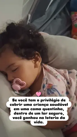 ✨Ganhar na loteria? Eu já ganhei. Nada paga a paz de ver meu filho dormir tranquilo, sabendo que ele cresce em um lar cheio de amor, saúde e segurança. 🏡💤💖 Isso sim é o verdadeiro prêmio da vida! #MaternidadeReal #AmorDeMãe #Gratidão #LoteriaDaVida #SonoTranquilo 
