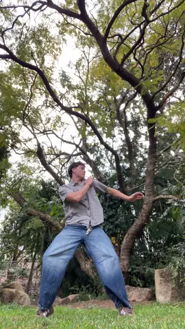 Background is crazy  #dance #nottrending 