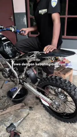 Bahagia itu sederhana #fypdonggggggg #klxboreup #abalabaltrac #speksenangsenang #fyp 