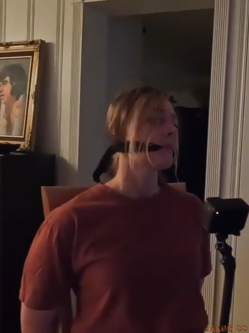 Looky-loo 2025 - Miranda Howard, Courtney Gray cleave gagged #cleavegagged #diikat #납치 #خطف #kidnapped #gagged 