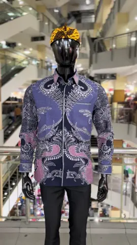 Kemeja batik smok bordir #ootdbatik #batiktulis #batikmodern #batikpremium #azqia_batik 
